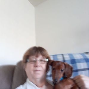 Meet your Posher, Debbie